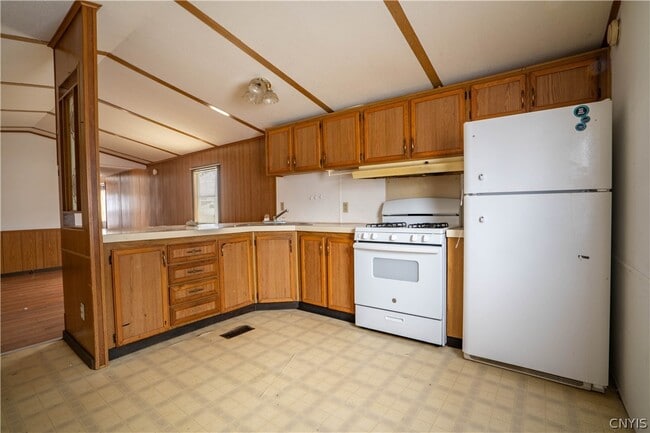 Building Photo - 108 Mountain View Ln