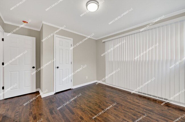 Building Photo - Fully Renovated 3-Bedroom Brick Home in Detroit!