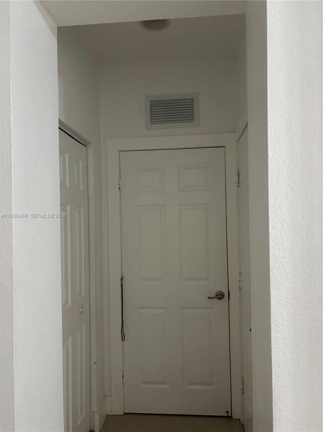 Building Photo - 10788 NW 74th St