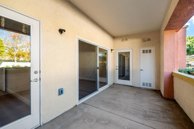 Building Photo - 31349 David Ln