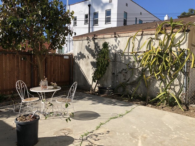 Building Photo - 4718 Dockweiler St