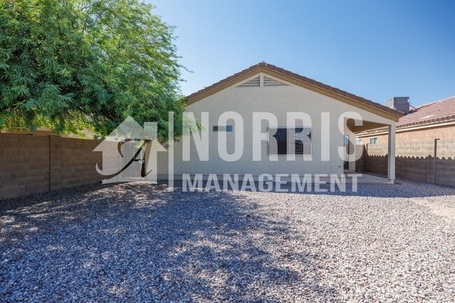 Building Photo - Beautiful Remodeled Home in Florence