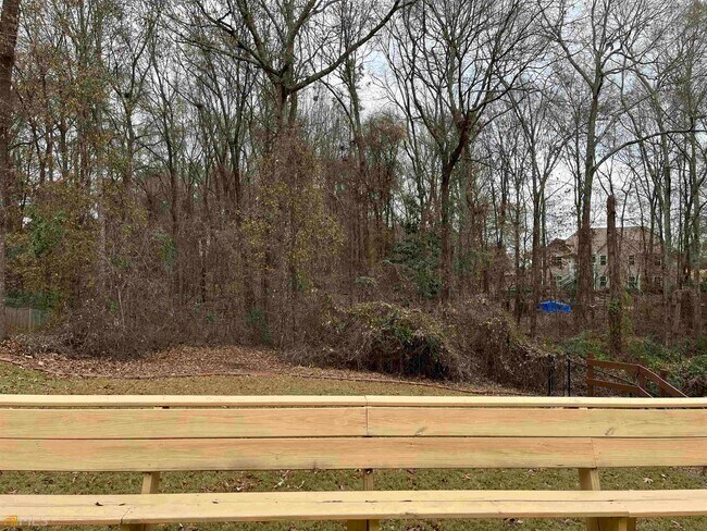 Building Photo - 214 Piedmont Dr