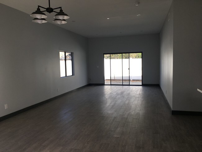 Building Photo - 6624 Kester Ave