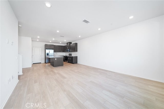 Building Photo - 3560 S Eichler Paseo