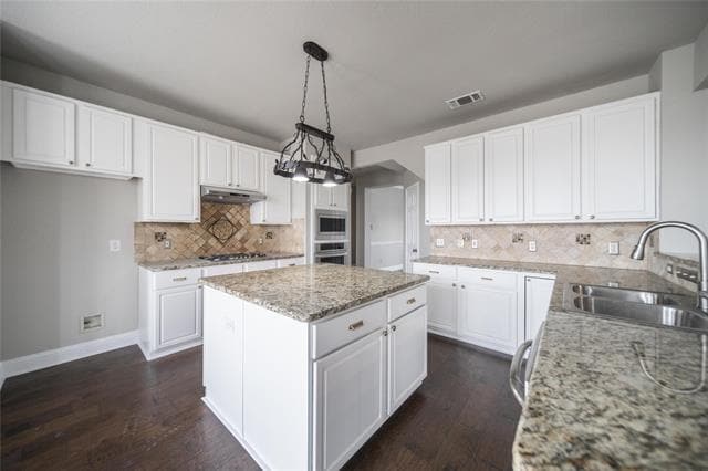 Building Photo - 412 Sparrow Hawk Dr