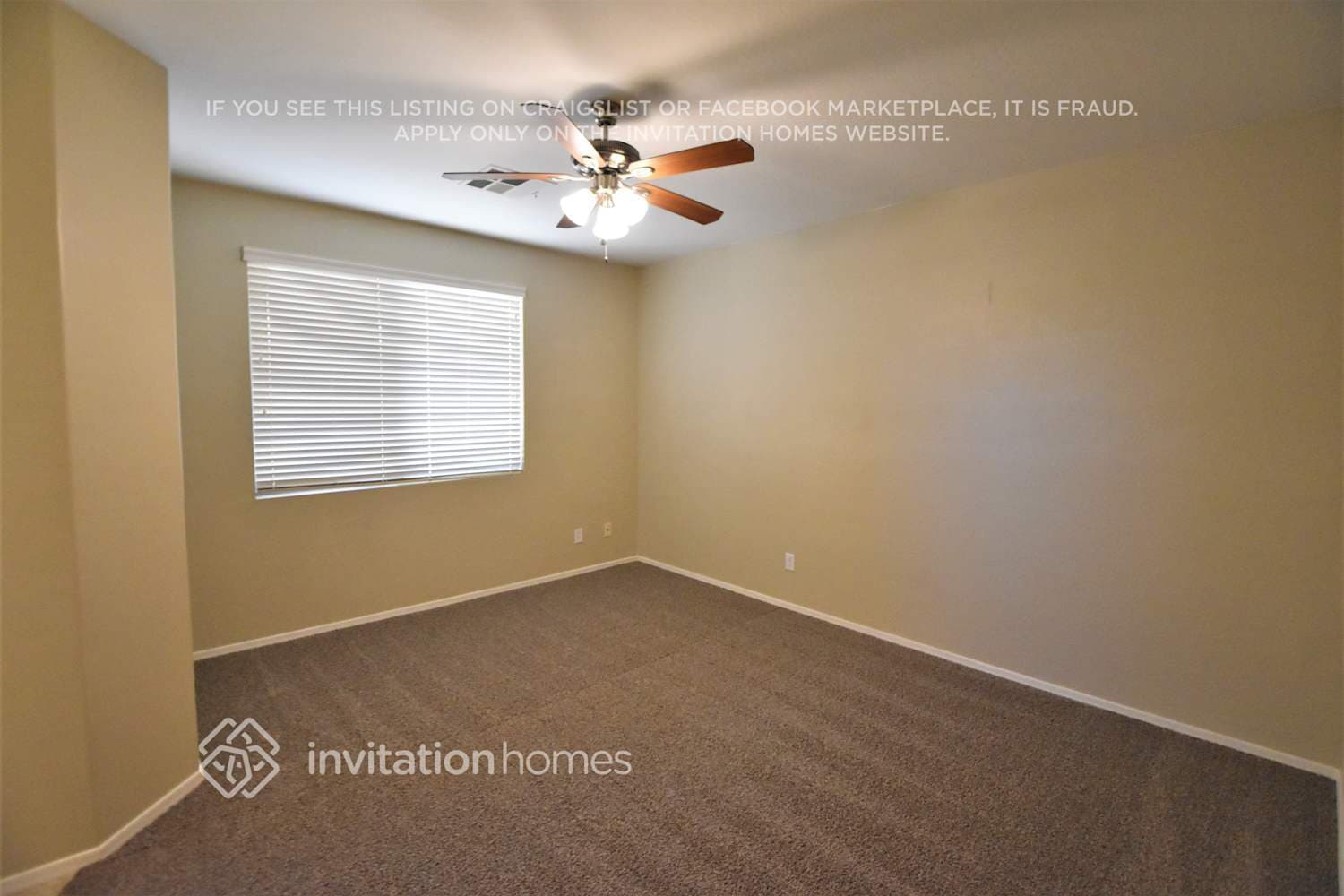 Building Photo - 14921 W Lisbon Ln