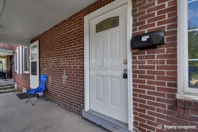 Building Photo - 532 S Terrace Ave