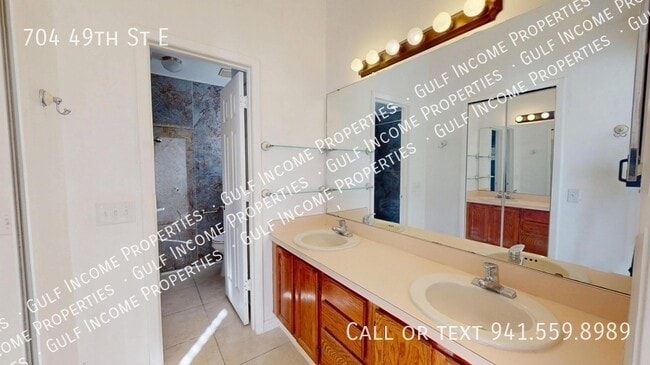 Building Photo - 704 49th St E