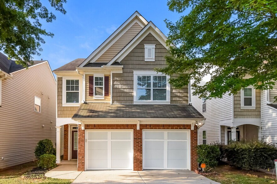 Primary Photo - 906 Gardenia Curve