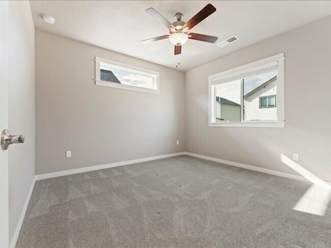 Building Photo - Coming Soon in Meridian! 3 Bed Beauty w/ A...