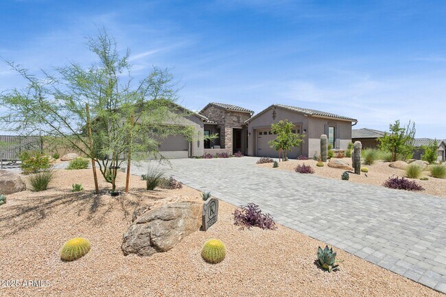 Primary Photo - 13020 E De la O Rd