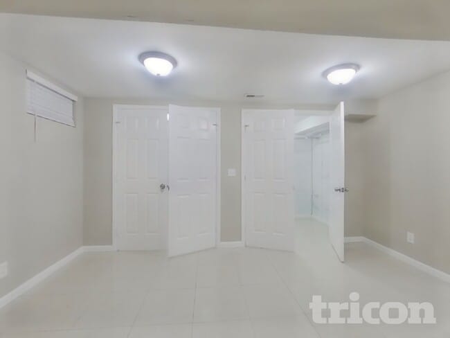 Building Photo - 1952 S Tennyson St