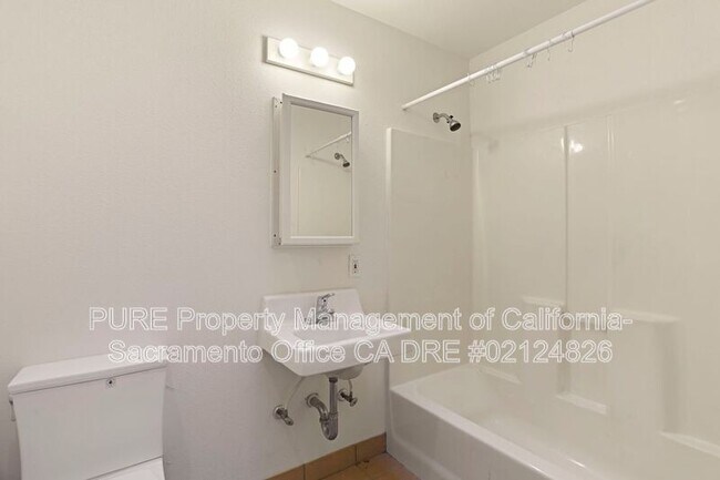 Building Photo - 7777 Uplands Way