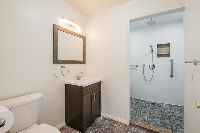 Building Photo - 17721 San Jose St