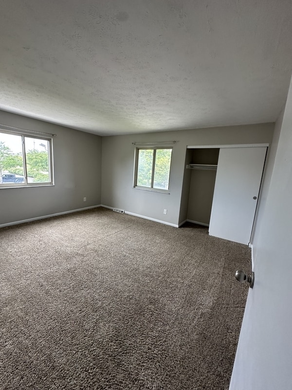 Building Photo - 4893 Nugent Dr