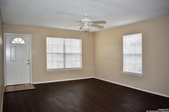 Building Photo - 1758 Amanda St