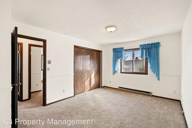 Building Photo - 4 br, 2 bath House - 2800 Sagebrush Drive