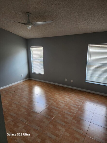 Bedroom - 202 Bramley Ct