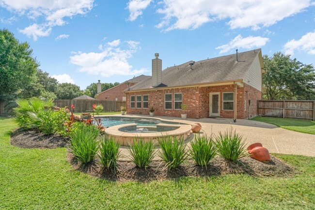 Building Photo - 25210 Doves Gate Ct