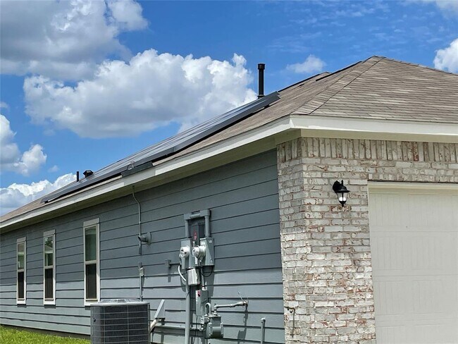 Building Photo - 25654 Northpark Palm Dr