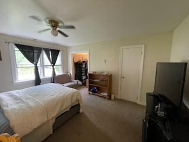 Building Photo - 7305 Harrison Ave