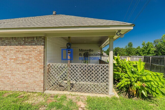 Building Photo - 3 Bed/2 Bath Home in Reservoir East of Brandon