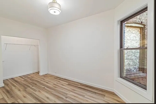 Building Photo - 1018 N Harding Ave
