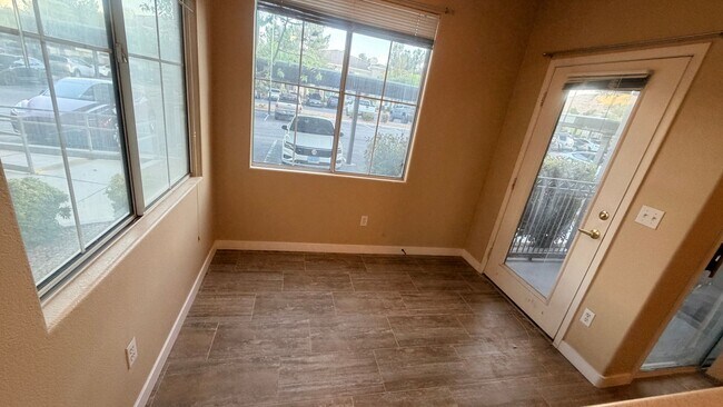 Building Photo - 9050 W Warm Springs Rd