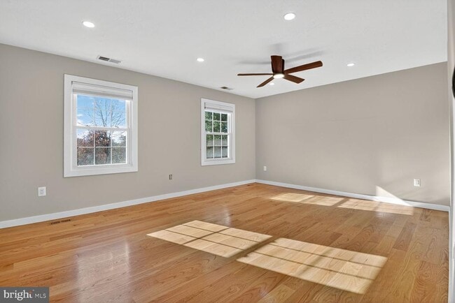 Building Photo - 14982 Gold Post Ct