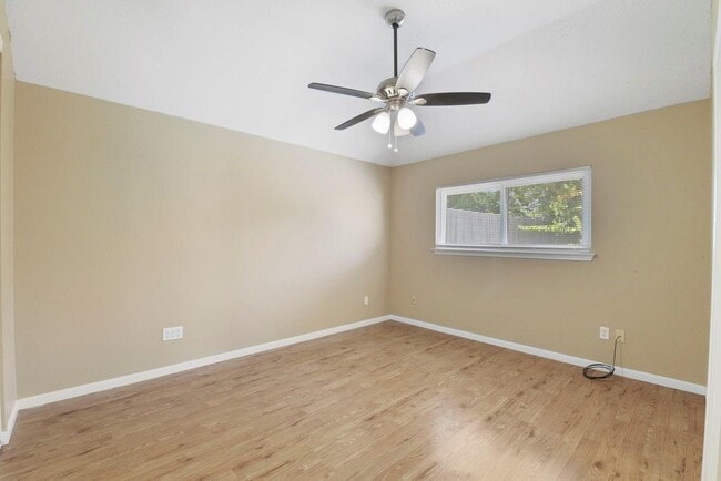 Building Photo - 11922 Westwold Dr