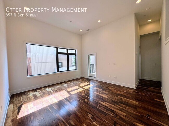 Building Photo - 857 N 3rd St