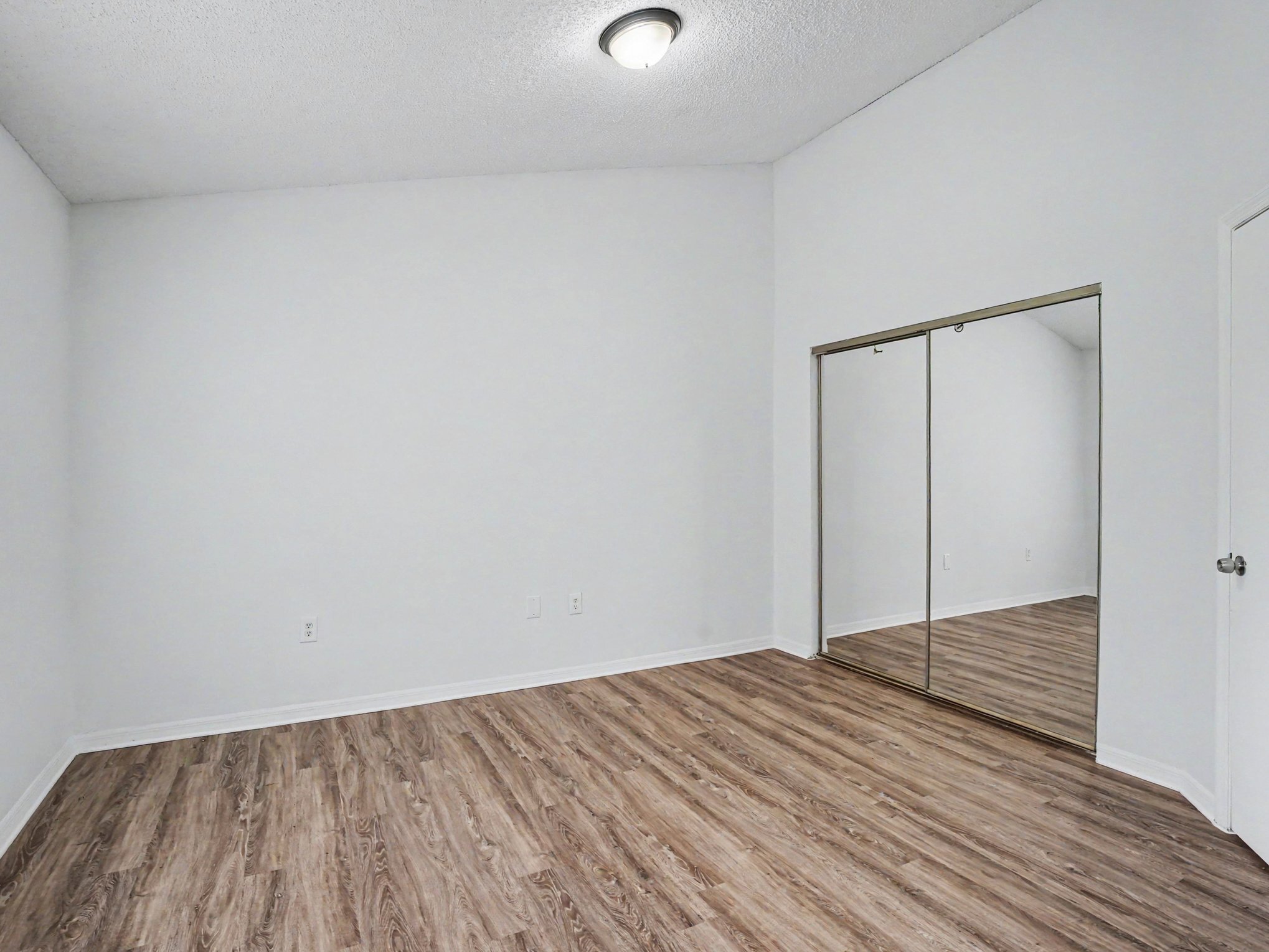 Building Photo - 437 Fountainhead Cir
