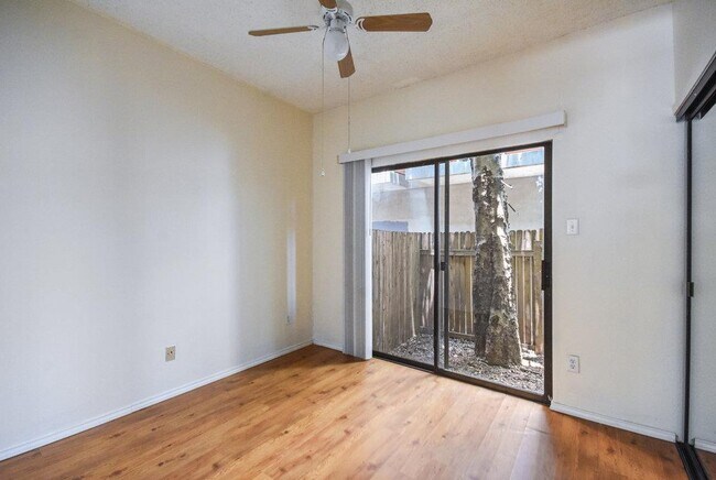 Building Photo - 2815 Rio Grande St