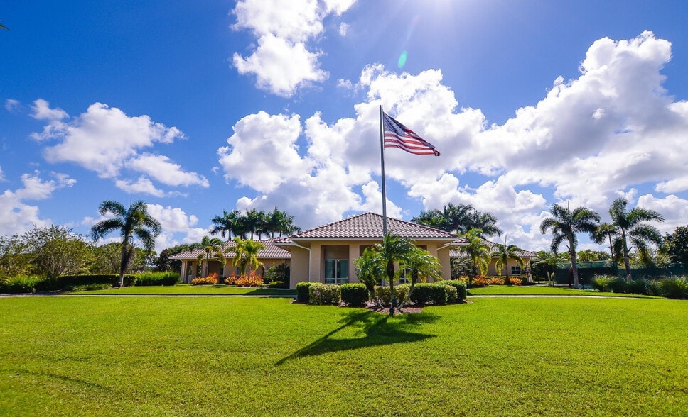 HOA Club House - 798 SW Munjack Cir