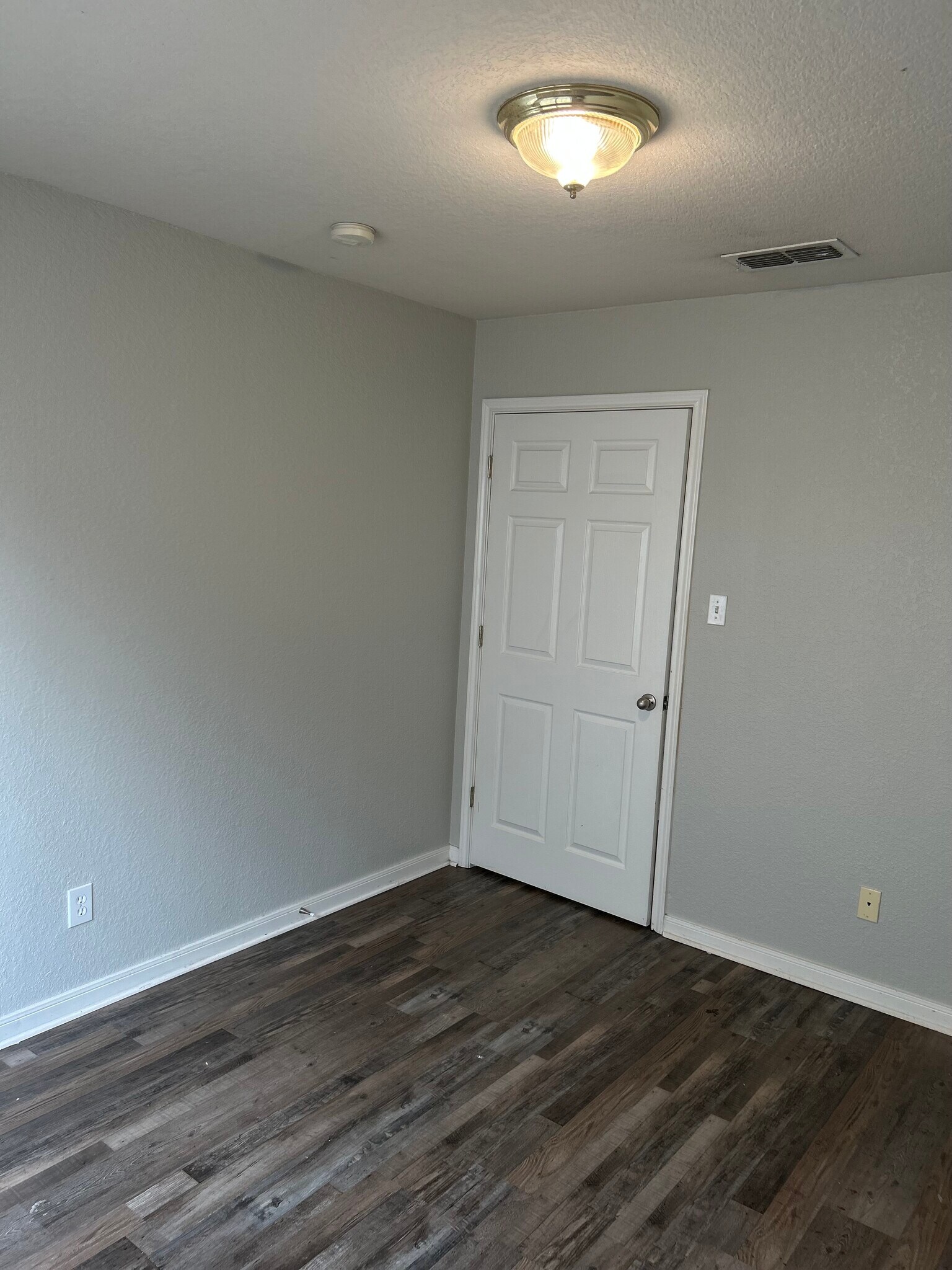 Building Photo - 13613 Woodstone Way