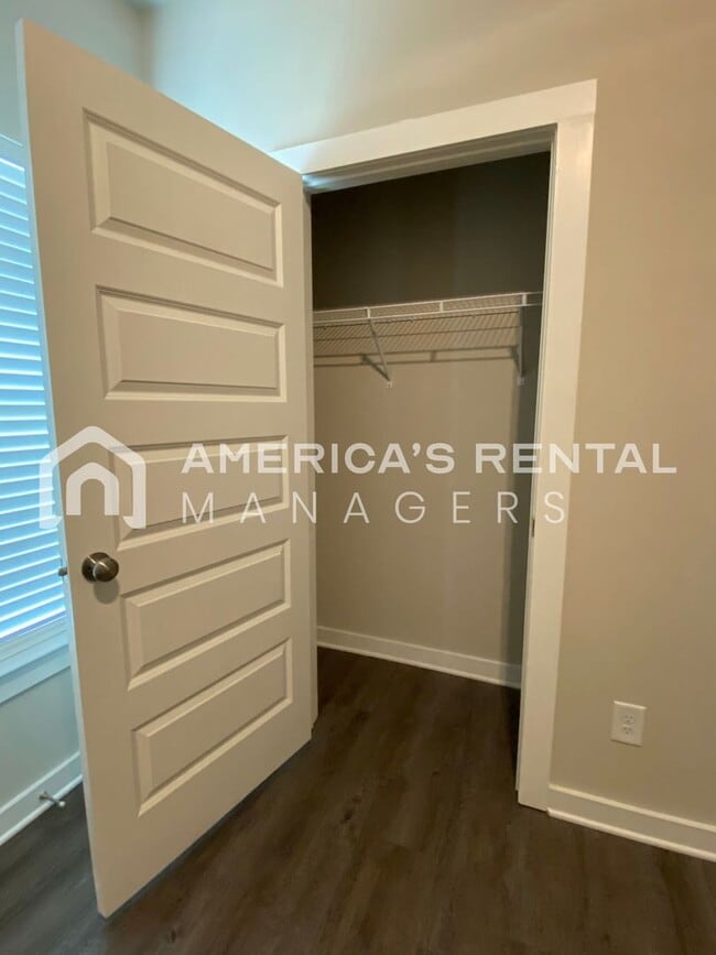 Building Photo - DEPOSIT PENDING!!! - Home for Rent in Jemison, AL... View with 48 Hours Notice!