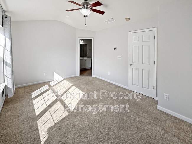 Building Photo - 311 Pampas Ct