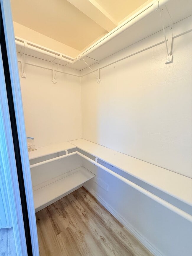 Building Photo - Cozy Studio Unit in Lompoc – Utilities Inc...