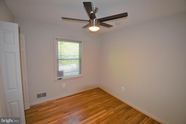 Building Photo - 4517 Kerrybrooke Dr