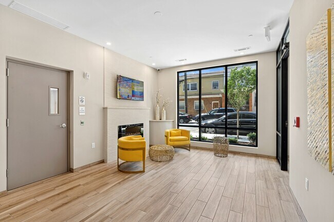 Building Photo - 6810 Polk St