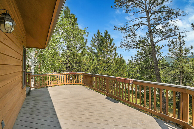 Building Photo - 29970 Troutdale Scenic Dr