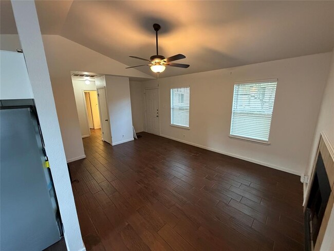 Building Photo - 9620 Sugar Hill Dr