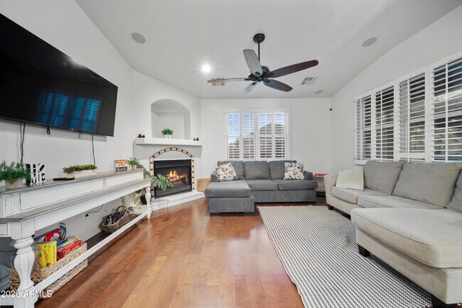 Building Photo - 17239 W Ironwood St