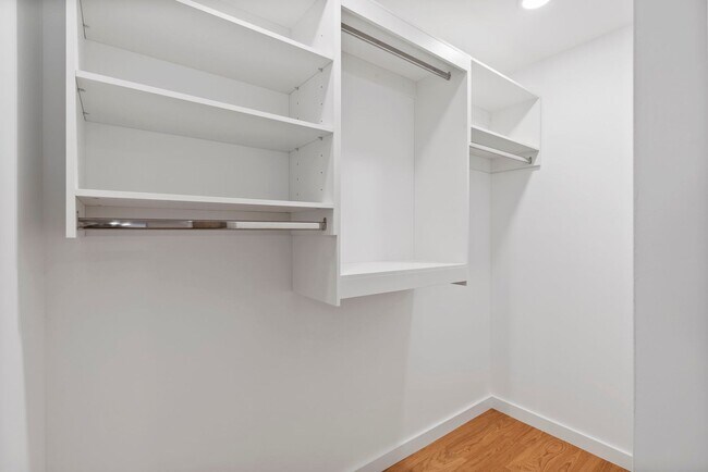 Building Photo - 179 Butternut St