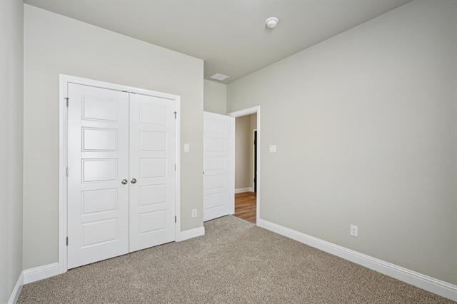 Building Photo - 222 Cheyenne Trail