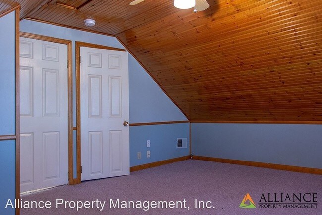 Building Photo - 1 br, 1 bath House - 1219 Pierre St.