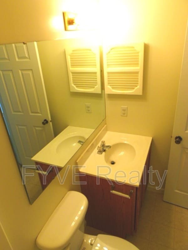 Building Photo - 3095 Blacksmith Ct