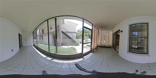 Building Photo - 5900 Village Cir N