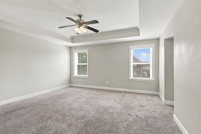 Building Photo - 4708 Venito St